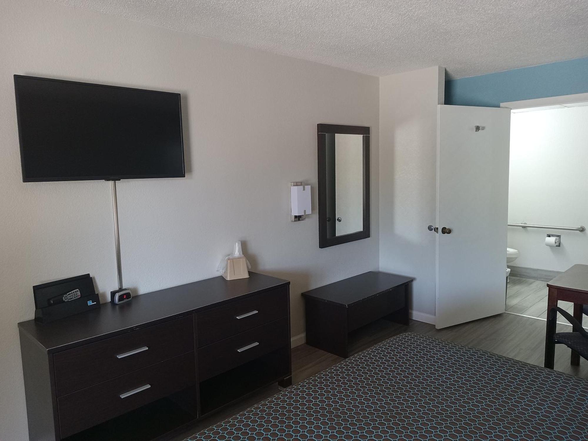 Relax Inn Rockingham Bagian luar foto